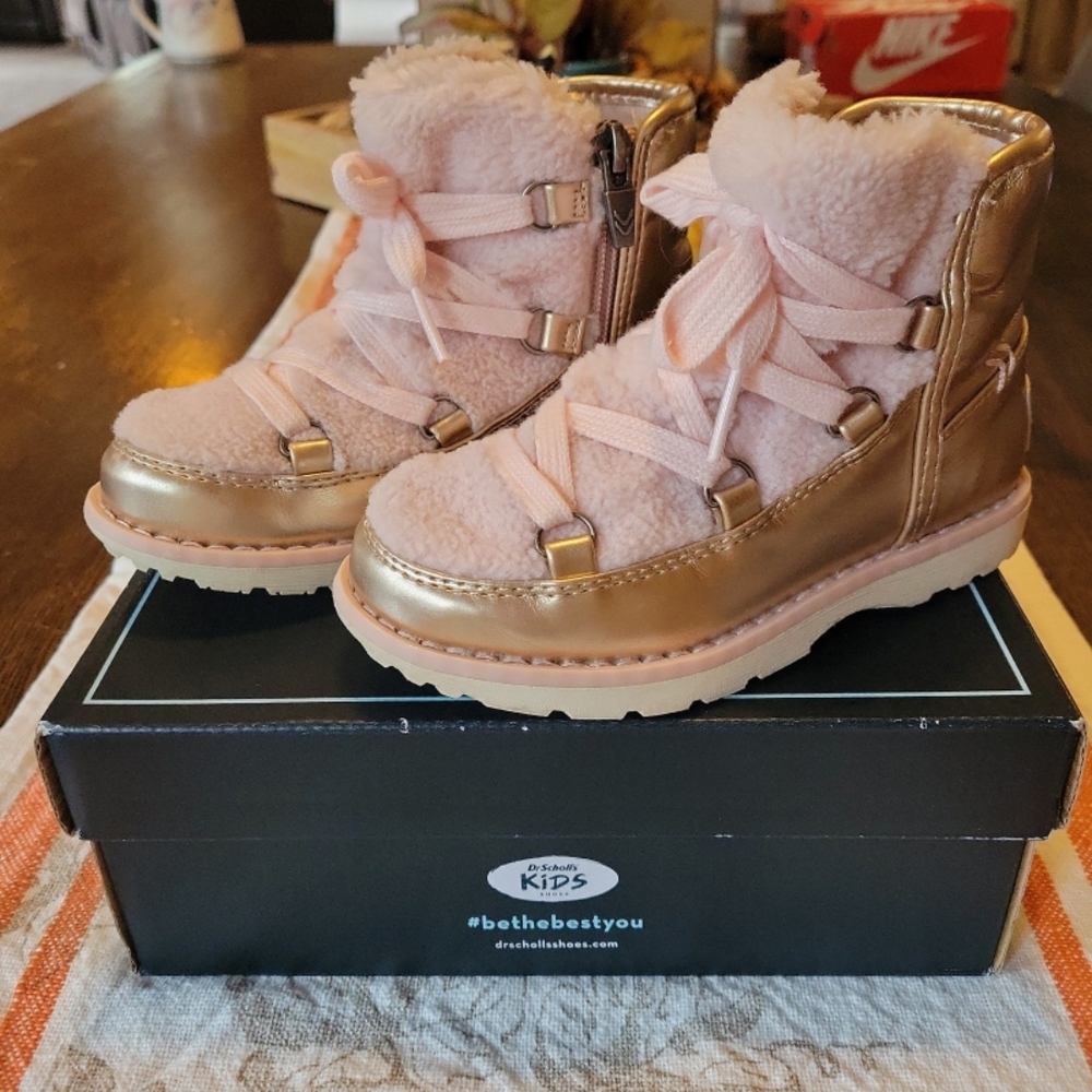 Dr. Scholl's Kids Metallic Gold and Soft Pink Boots